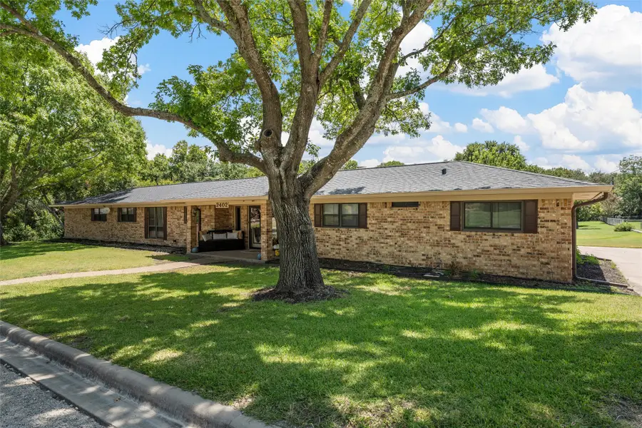 2402 White Street, Clifton, TX 76634 - Image #2