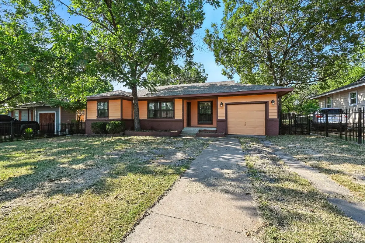 3912 Wilbarger Street, Fort Worth, TX 76119 - Image #1