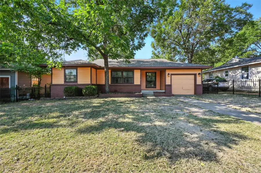 3912 Wilbarger Street, Fort Worth, TX 76119 - Image #3