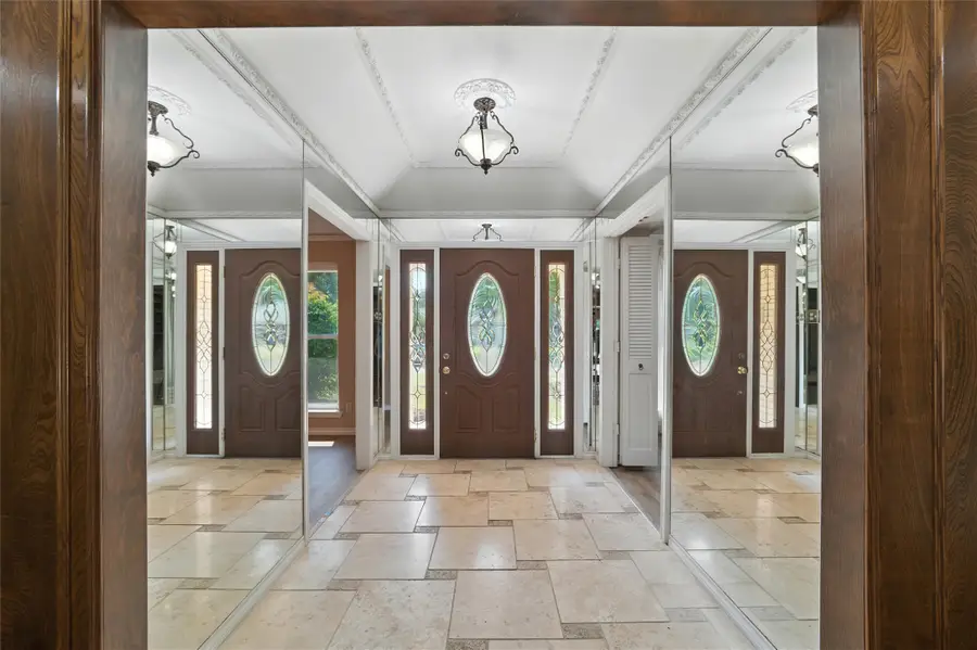 3000 Gentry Road, Irving, TX 75062 - Image #3