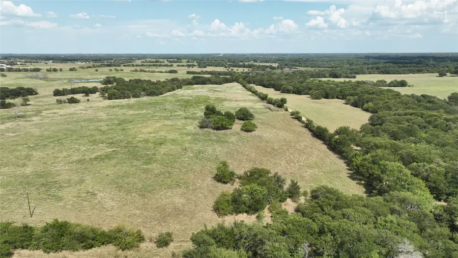 2464 County Rd 1245, Savoy, TX 75479 - Image #3