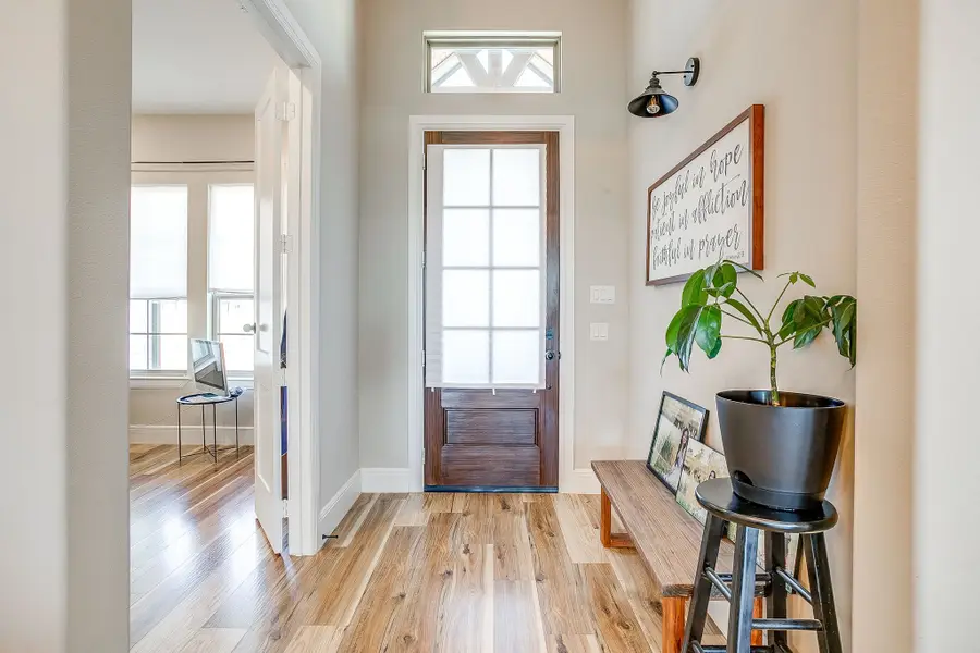 1000 Magnolia Court, Springtown, TX 76082 - Image #3