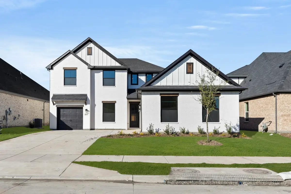 605 Bunchberry Street, Justin Roanoke, TX 76247 - Image #1