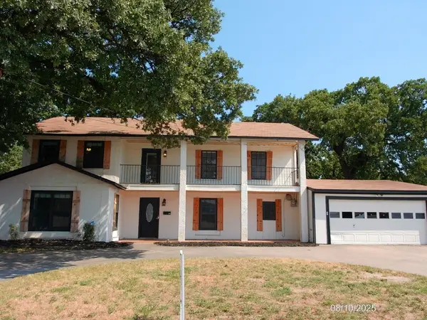 2320 Juniper Street, Haltom City, TX 76117