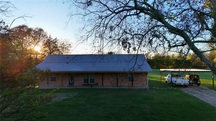 5913 Farm Road 1528, Klondike, TX 75448 - Image #2