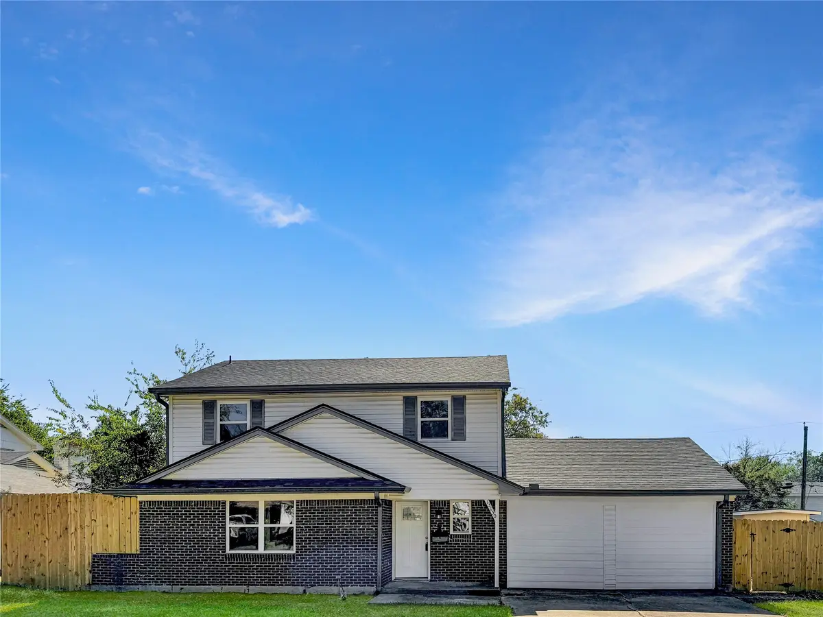 13050 Glenside Drive, Farmers Branch, TX 75234 - Image #1