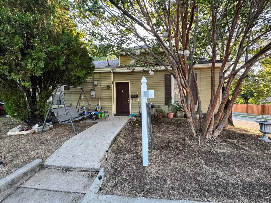 421 N Patton Avenue, Dallas, TX 75203 - Image #2