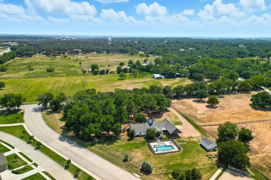180 Harpole Road W, Argyle, TX 76226 - Image #3