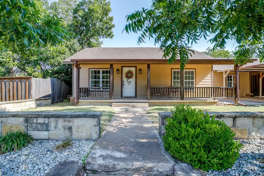 203 E 7th Street, Weatherford, TX 76086 - Image #3