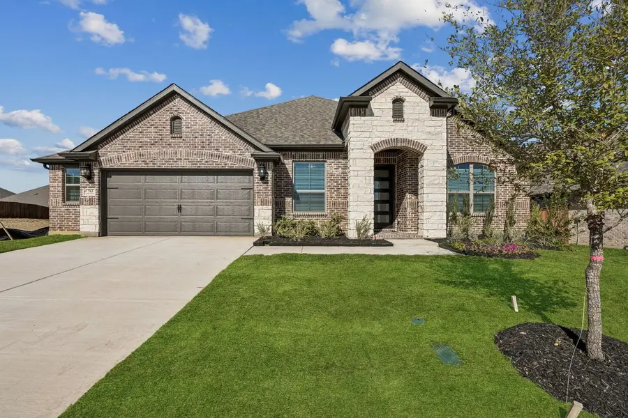 765 Carriage Hill Road, Midlothian, TX 76065 - Image #2