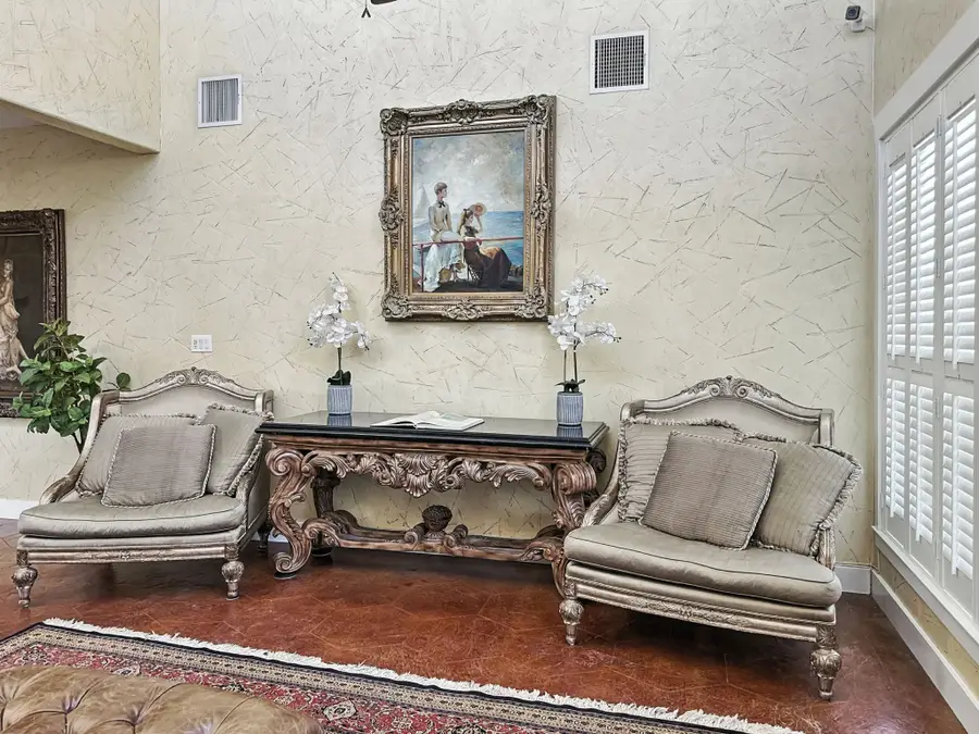 1002 Hoylake Court, Ennis, TX 75119 - Image #3