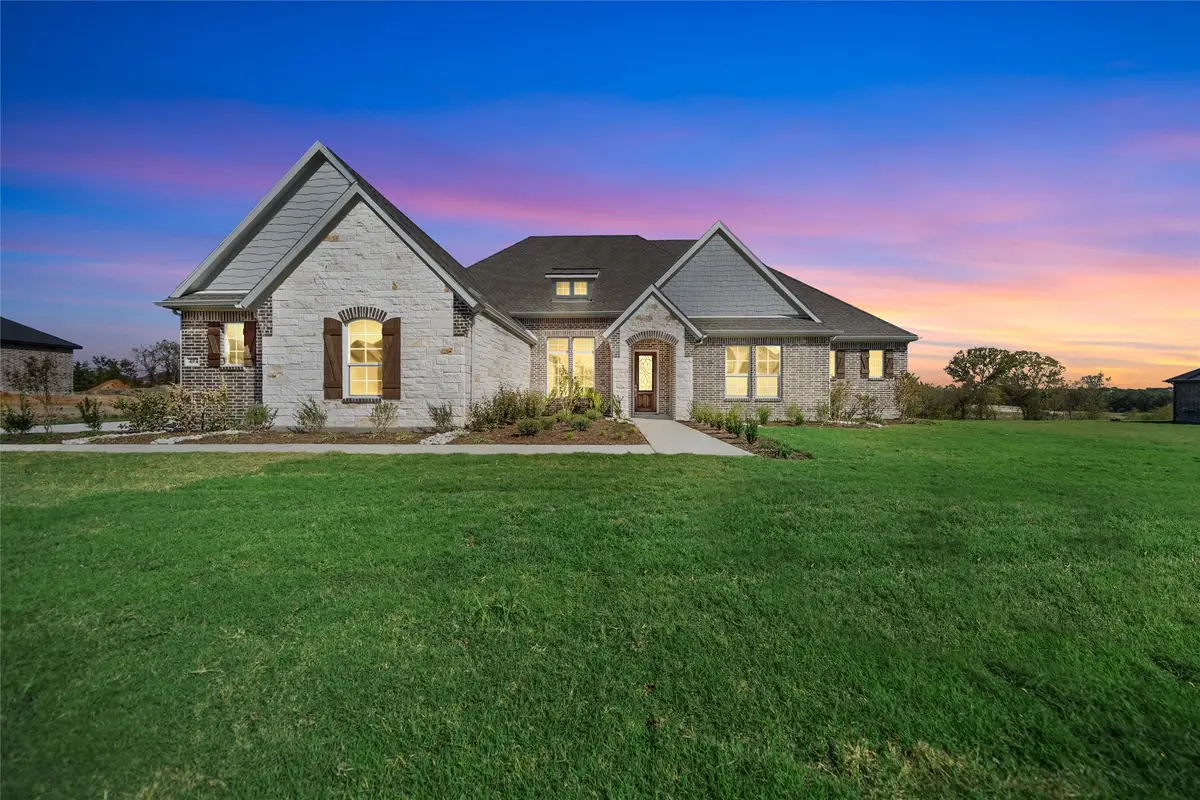 404 Indian Creek Road, Van Alstyne, TX 75495 - Image #1