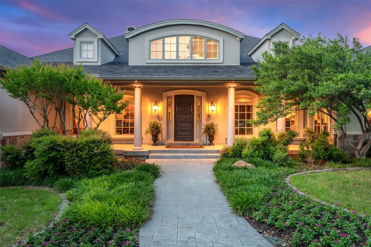 303 Steeplechase Drive, Irving, TX 75062 - Image #1