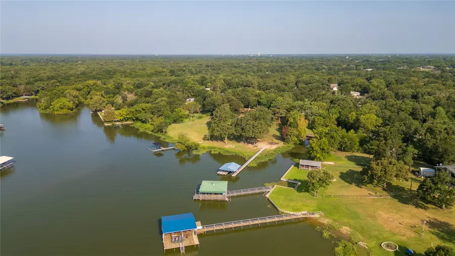 2435 Live Oak Street, Quinlan, TX 75474 - Image #2