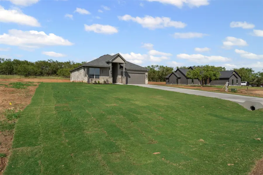 221 Jimmy Lane, Millsap, TX 76066 - Image #2