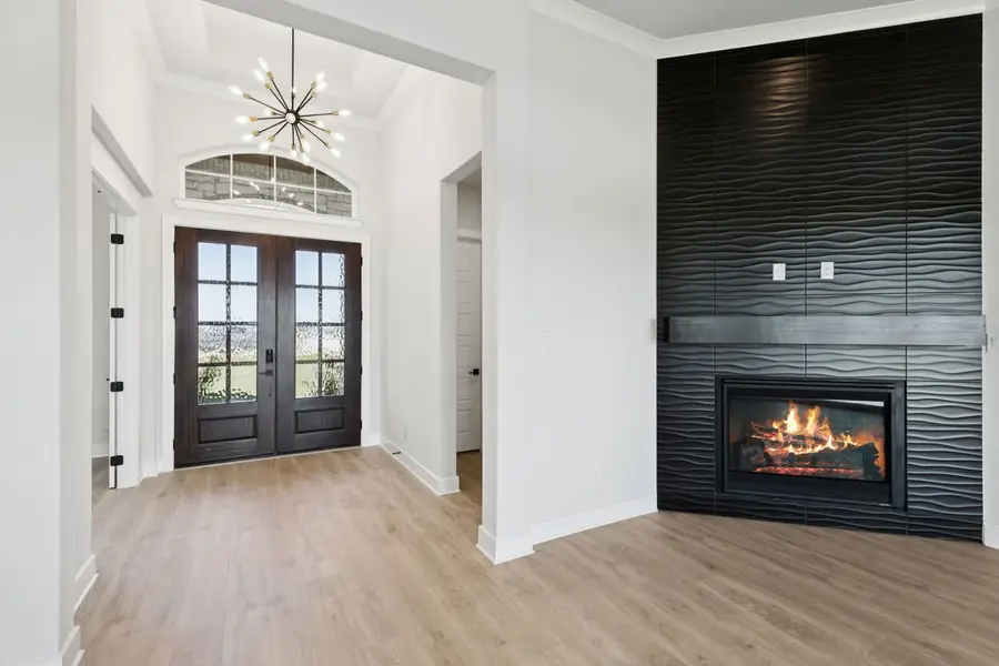 121 Swan Lake Drive, Waxahachie, TX 75165 - Image #3