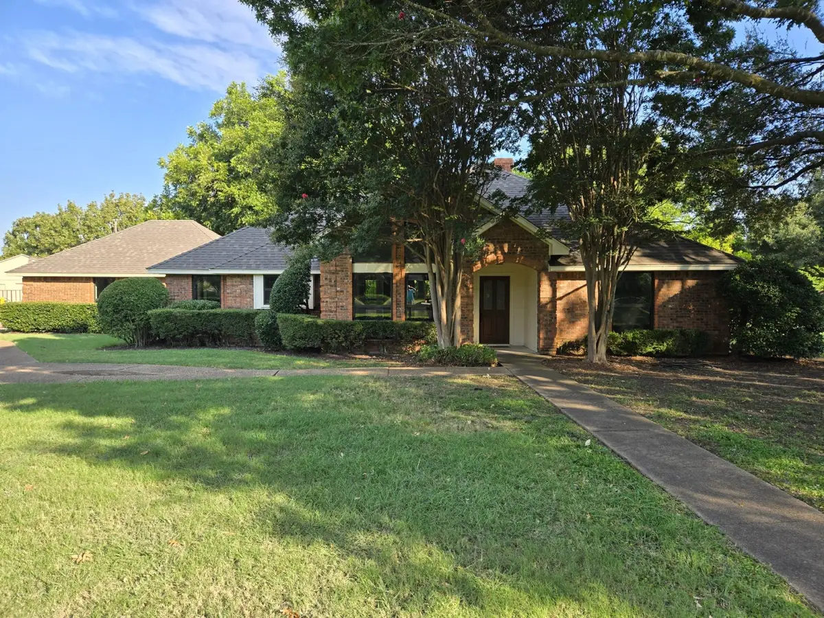 103 Carriage Drive, Waxahachie, TX 75165 - Image #1