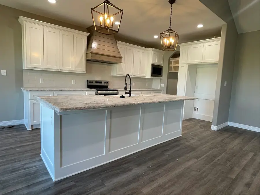 9 Old Sanborn Ranch Road, Whitesboro, TX 76273 - Image #3