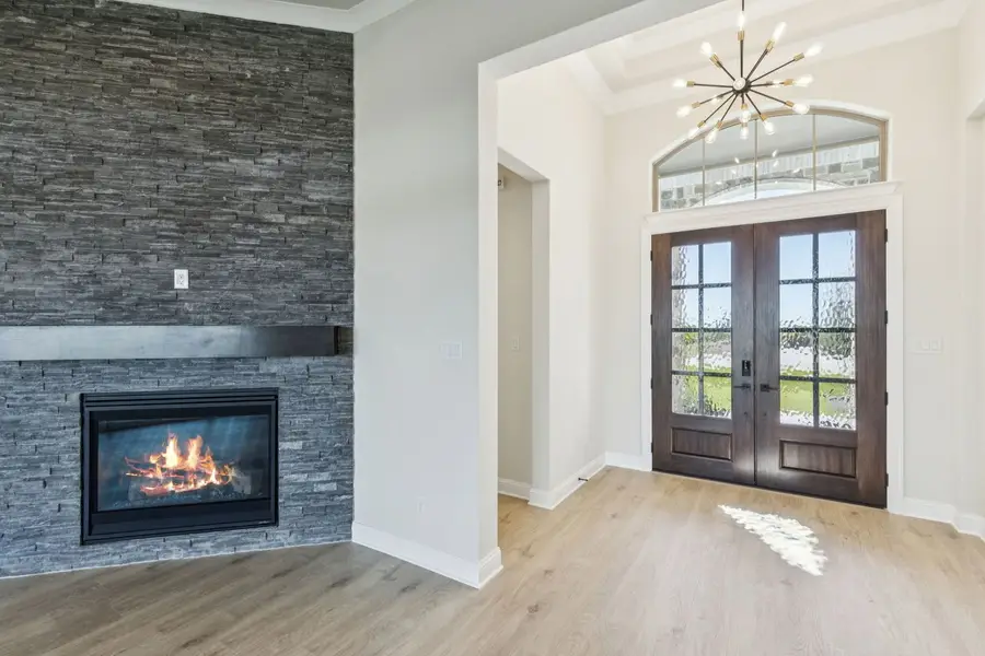 120 S Swan Lake Drive, Waxahachie, TX 75165 - Image #3