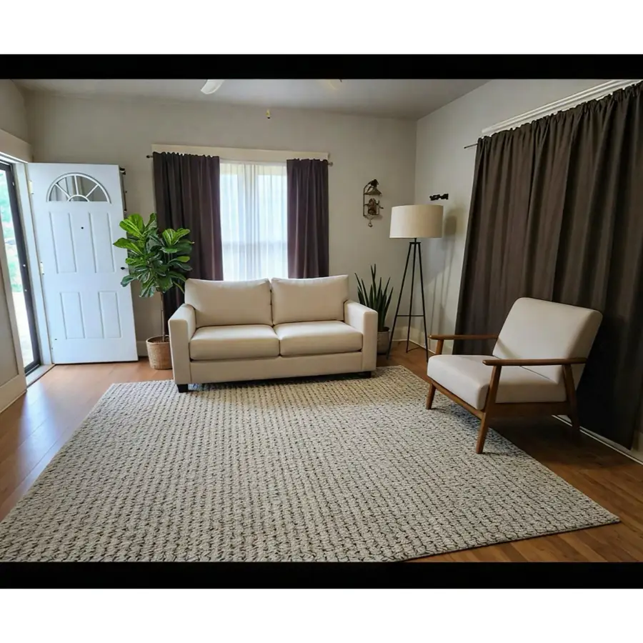 215 Bell Street, Gainesville, TX 76240 - Image #2