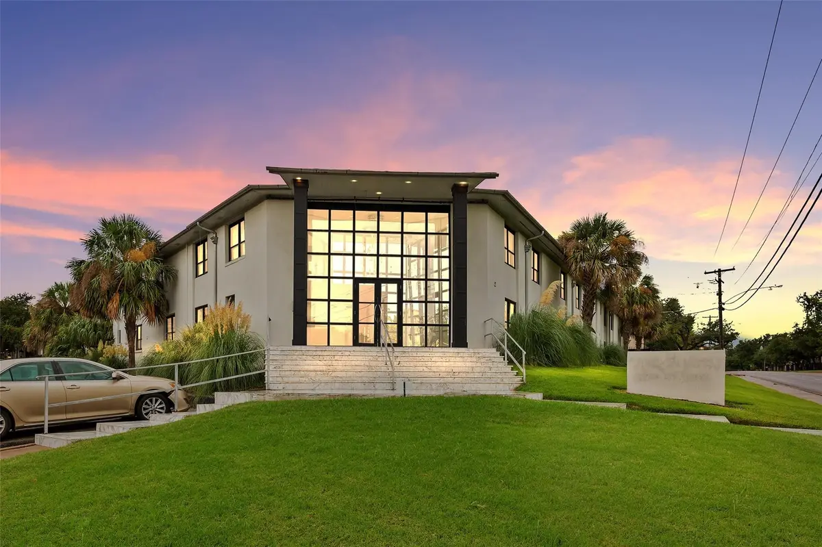 7770 Meadow Road #211, Dallas, TX 75230 - Image #1