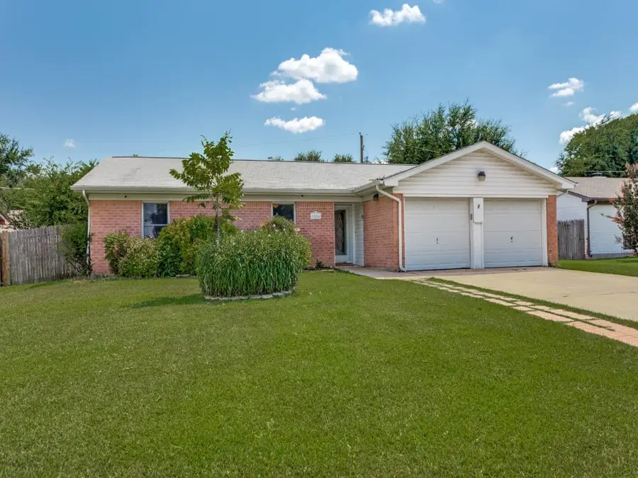 1216 Manning Street, Benbrook, TX 76126 - Image #2