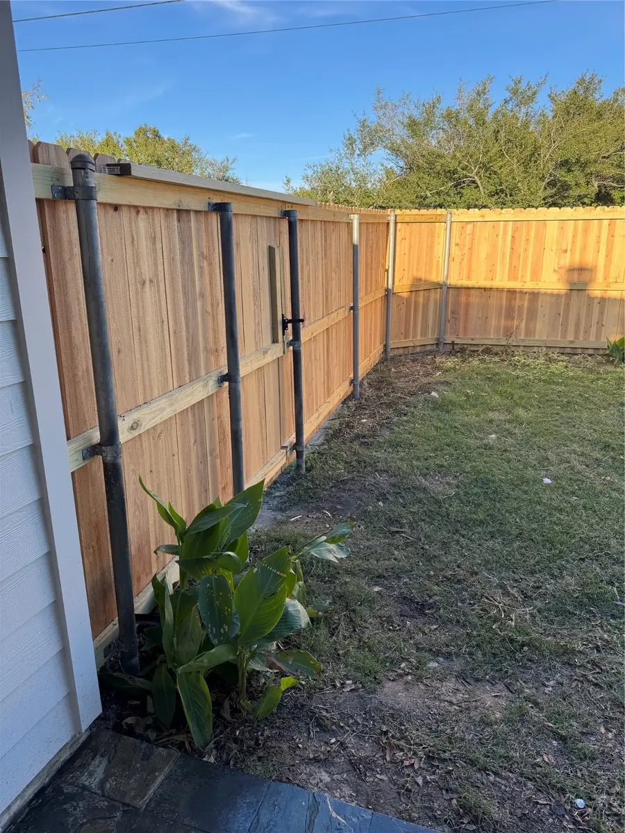 2118 Prairie Creek Trail, Garland, TX 75040 - Image #2