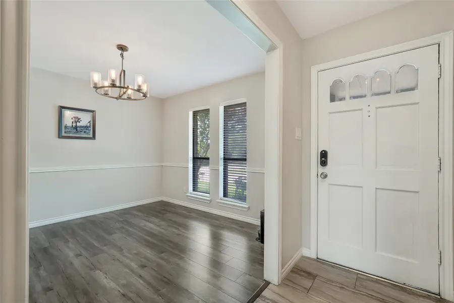 1712 Rosemeade Circle, Carrollton, TX 75007 - Image #3