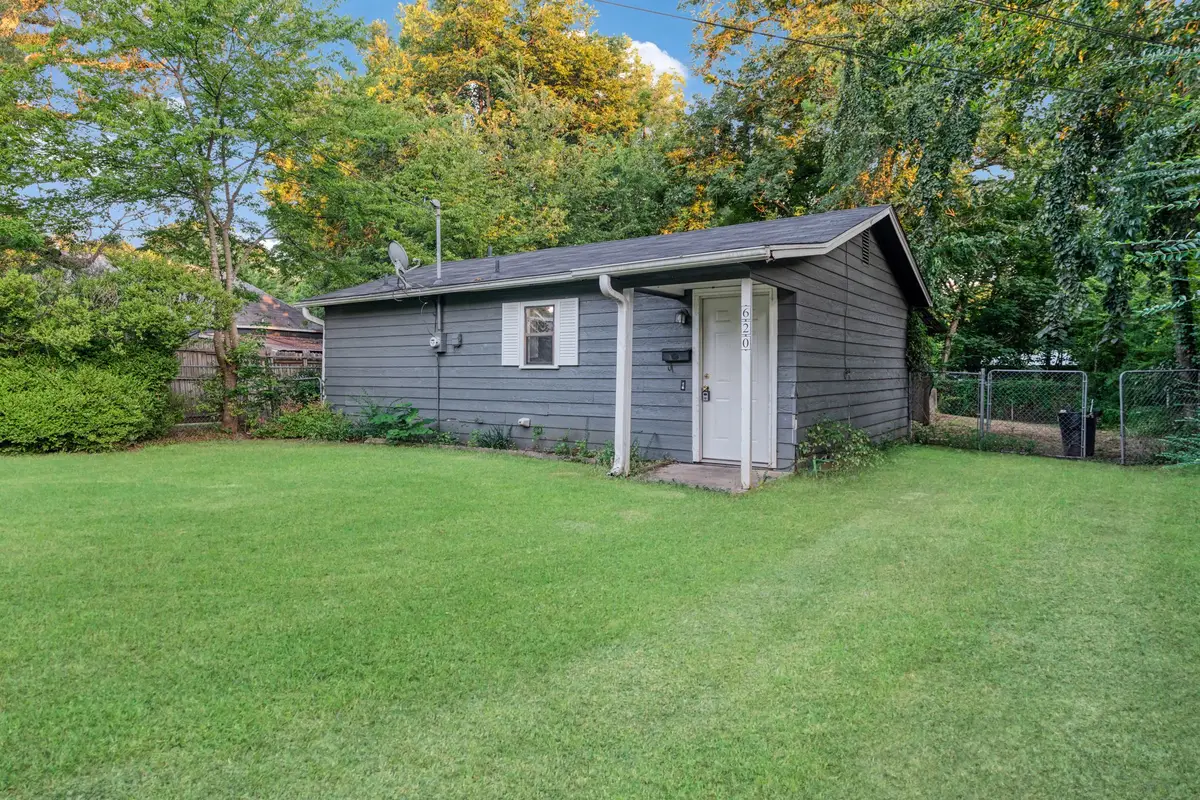 620 E Washington Street, Paris, TX 75460 - Image #1