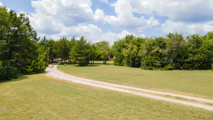 1511 N Walnut Grove Road, Midlothian, TX 76065 - Image #3