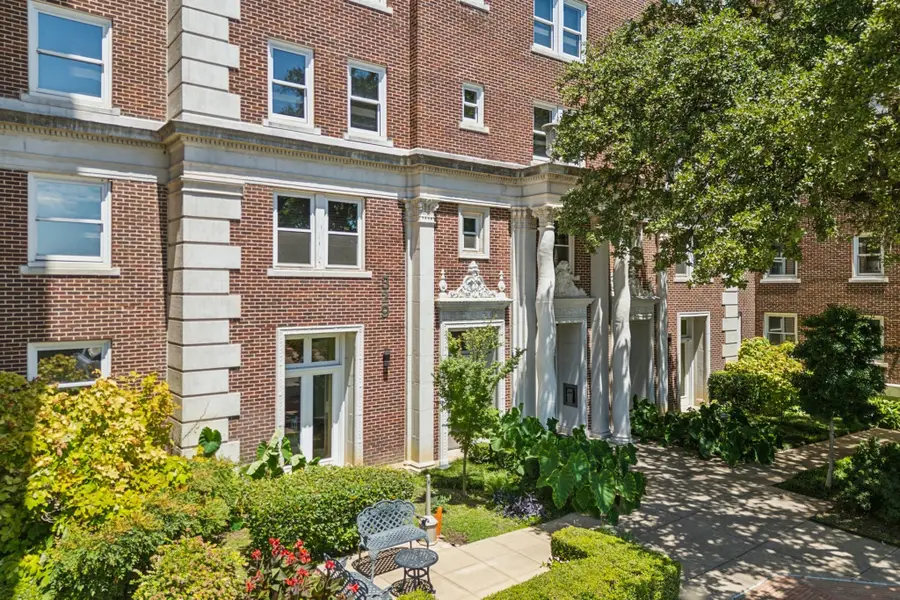 329 E Colorado Boulevard #305, Dallas, TX 75203 - Image #2