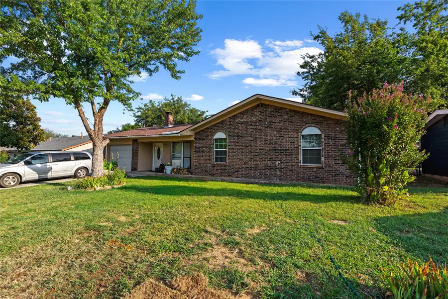 1013 Newby Avenue, Bridgeport, TX 76426 - Image #2