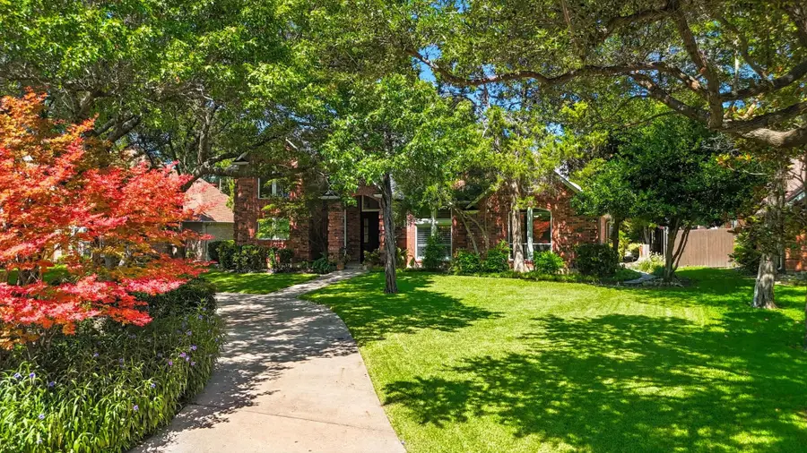 8 Equestrian Trail, Duncanville, TX 75116 - Image #2