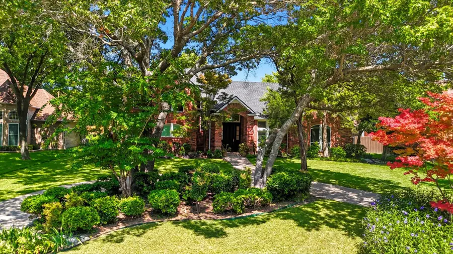 8 Equestrian Trail, Duncanville, TX 75116 - Image #3