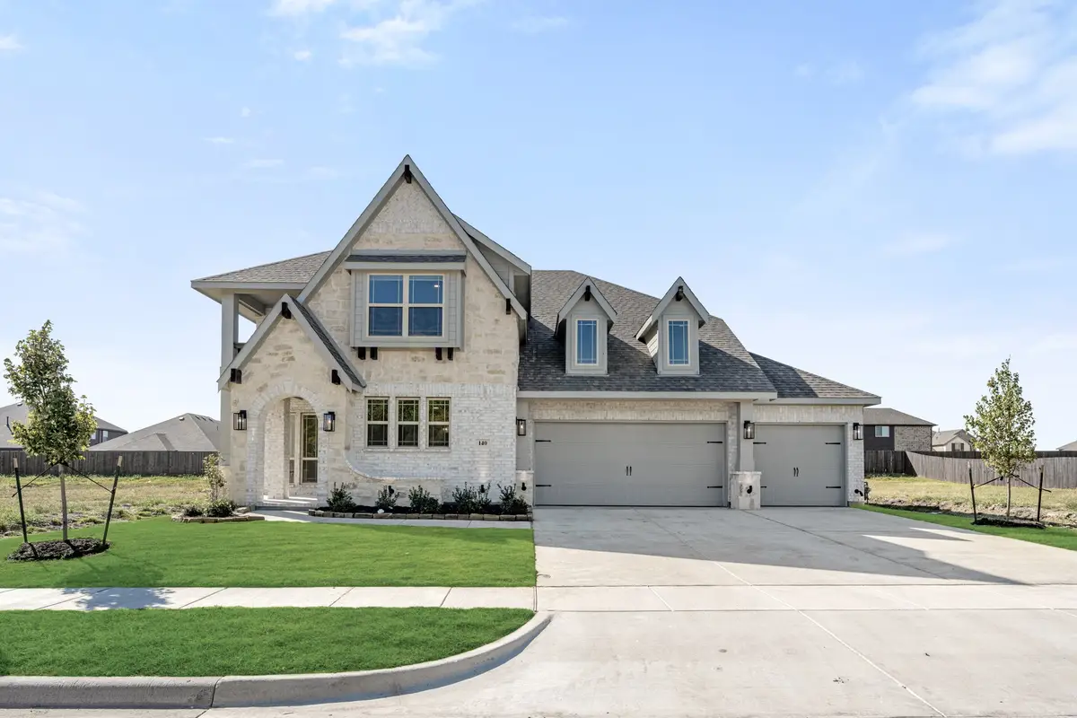 140 Rosewood Drive, Glenn Heights, TX 75154 - Image #1