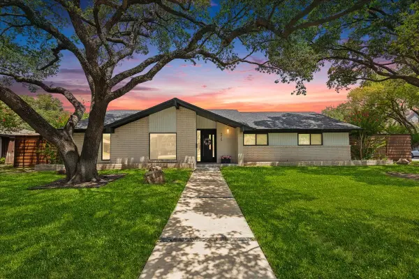 4925 Sugar Mill Road, Dallas, TX 75244