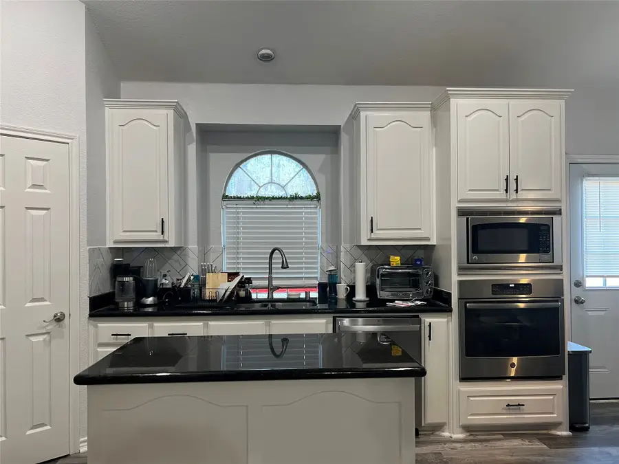 1534 Vista Ridge Drive, Forney, TX 75126 - Image #3