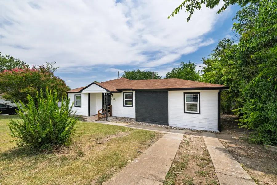 5801 Manhattan Drive, Fort Worth, TX 76107 - Image #2