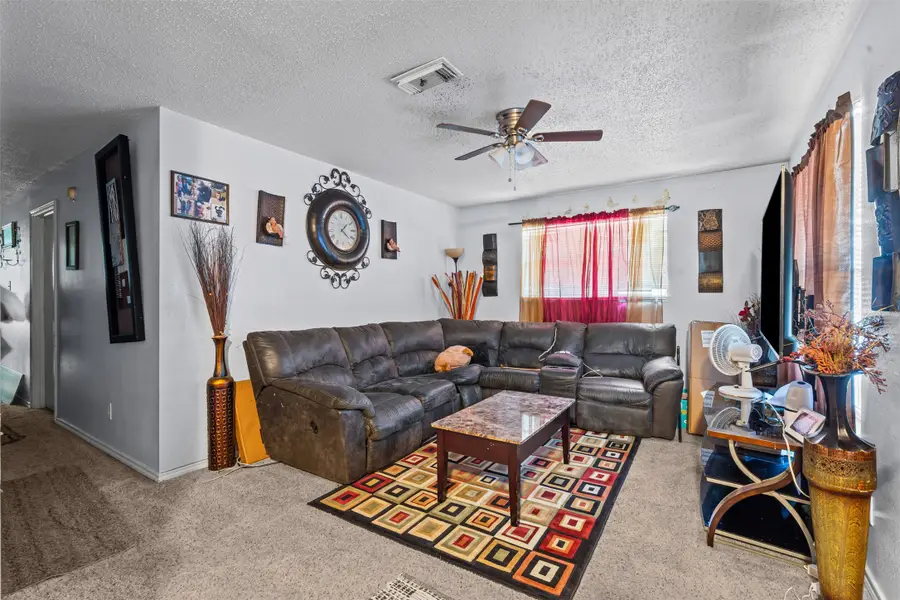 1921 Portland Avenue, Fort Worth, TX 76102 - Image #2