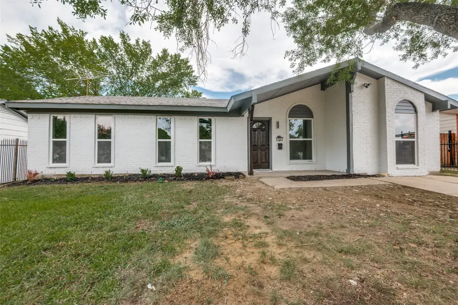 746 Bimebella Lane, Dallas, TX 75211 - Image #2