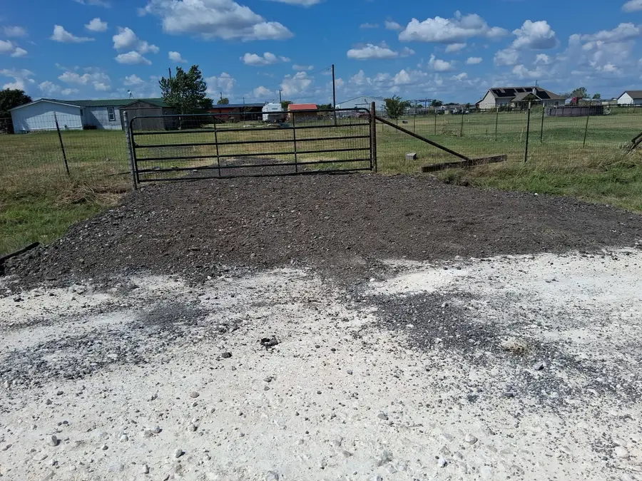 3504 Cobbler Lane, Joshua, TX 76058 - Image #2