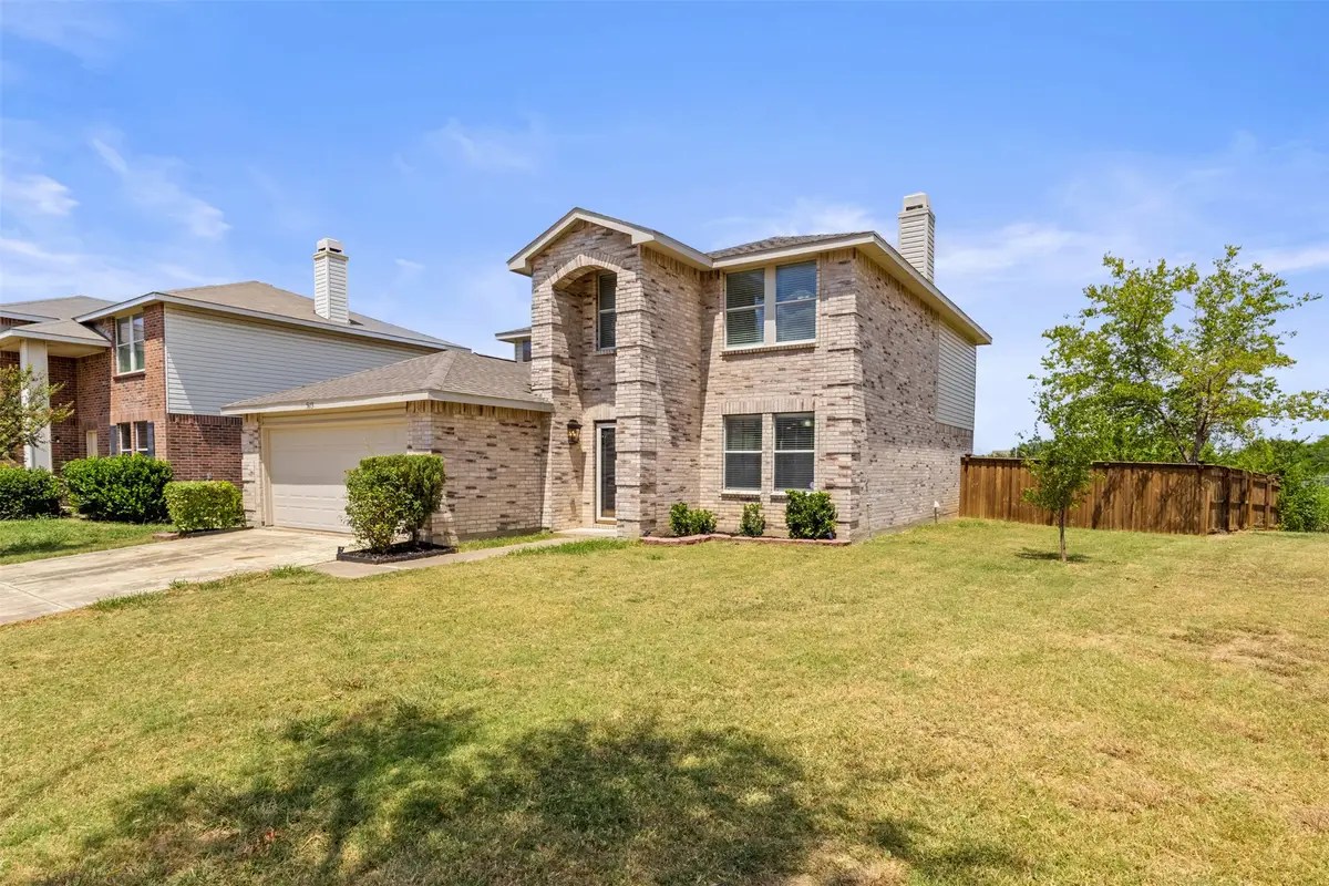 5613 Camarillo Drive, Fort Worth, TX 76244 - Image #1