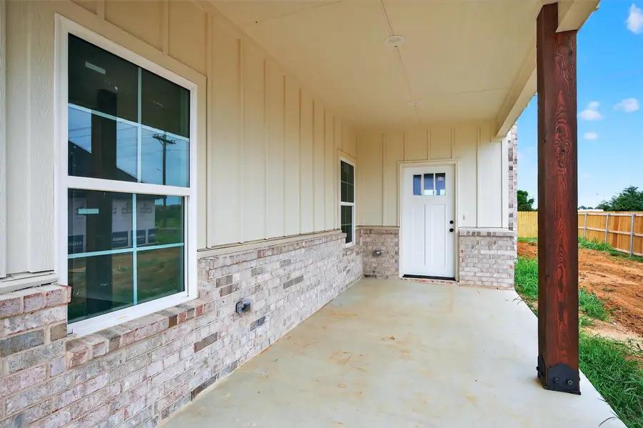 409 Austin Street, Callisburg, TX 76240 - Image #2