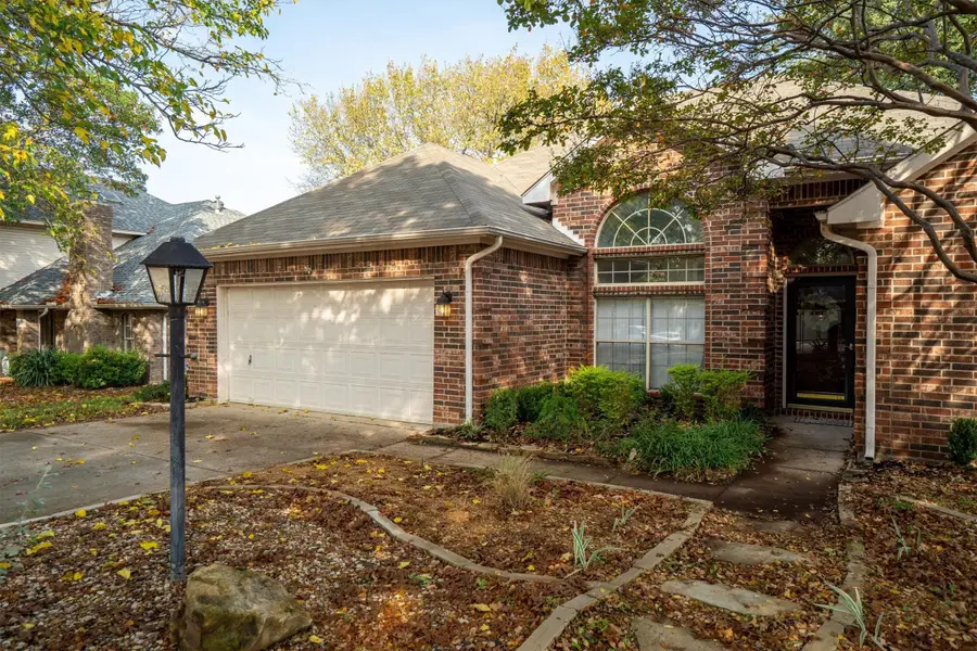 2944 Chris Lane, Grapevine, TX 76051 - Image #3