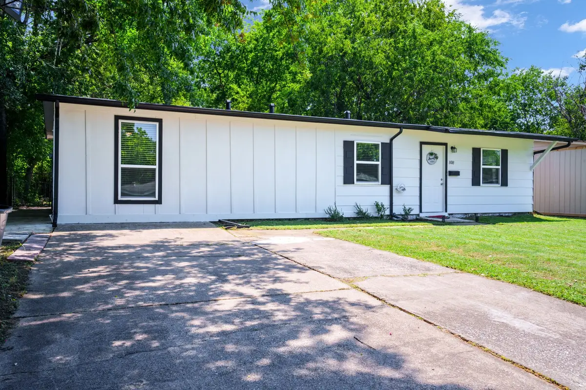 808 Grande Drive, Mesquite, TX 75149 - Image #1