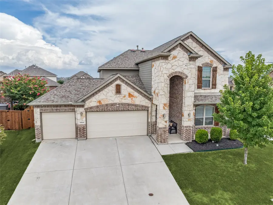 14600 San Madrid Trail, Justin Roanoke, TX 76052 - Image #3