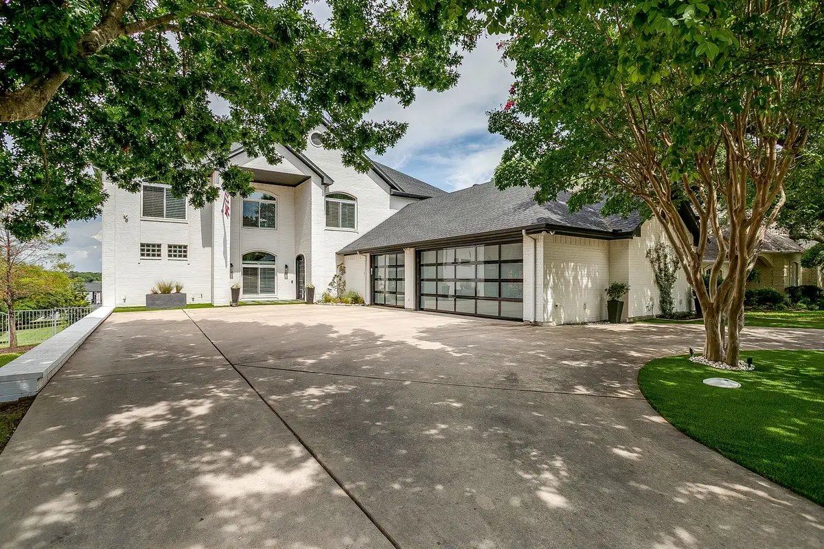 1917 Spinnaker Lane, Azle, TX 76020 - Image #1