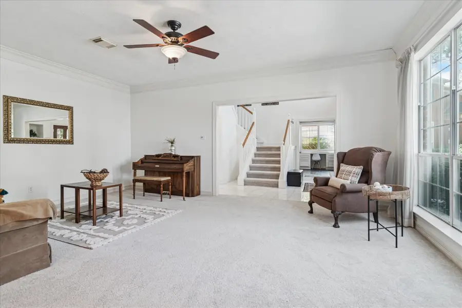 2200 Southern Oak Drive, Irving, TX 75063 - Image #3