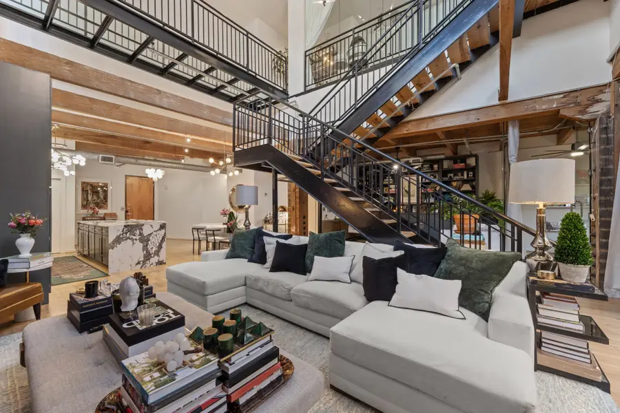 509 Elm Street #601, Dallas, TX 75202 - Image #2