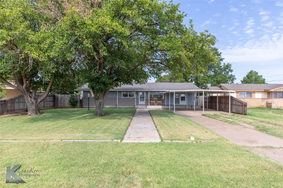 704 S Central Avenue, Knox City, TX 79529 - Image #3